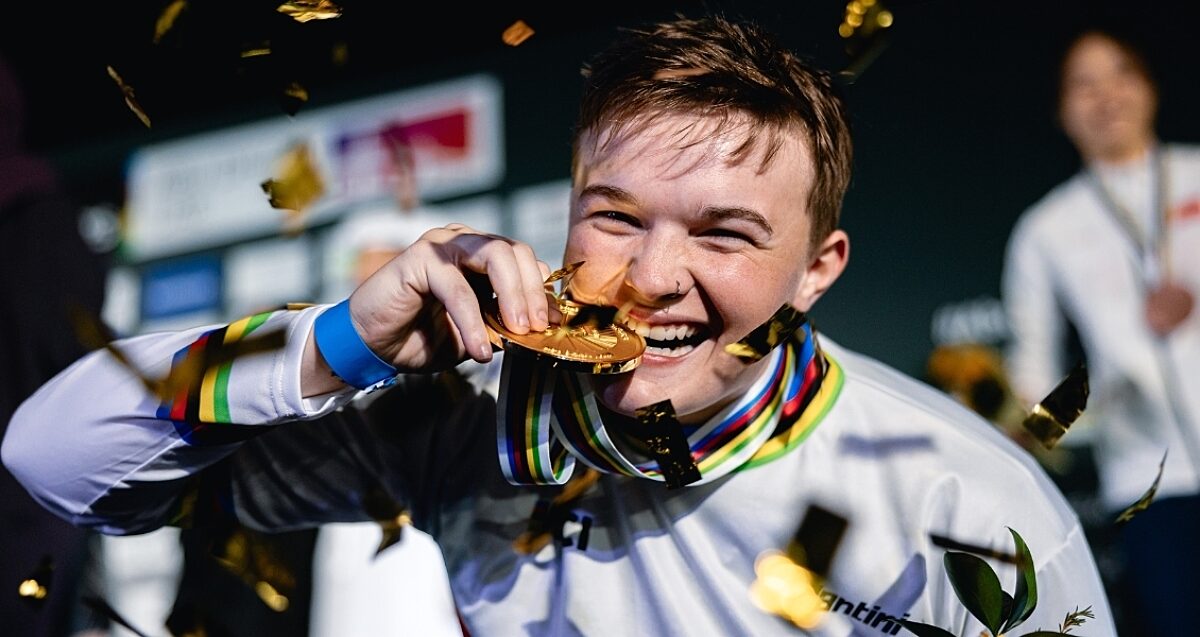 Hannah Roberts 2024 World Title 1130x600