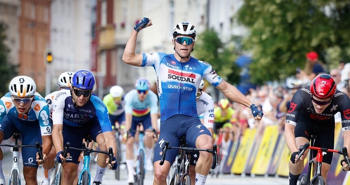 Lamperti Czech 1130x600